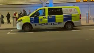 🚨 MAJOR POLICE RESPONSE AT PADDINGTON STATION IN LONDON 🇬🇧