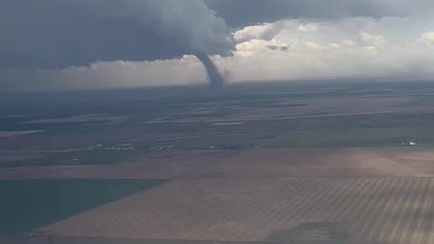 Amazing Landing at DIA Next to Tornado