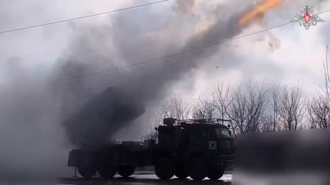 Rare Front Line Footage of a Zemledeliye Russian Remote Minelaying System