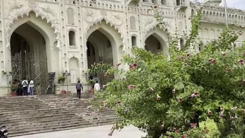 Entering Bada Imambara in Lucknow!