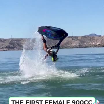 Crazy skills (via:@demi.hcjetskigirl)