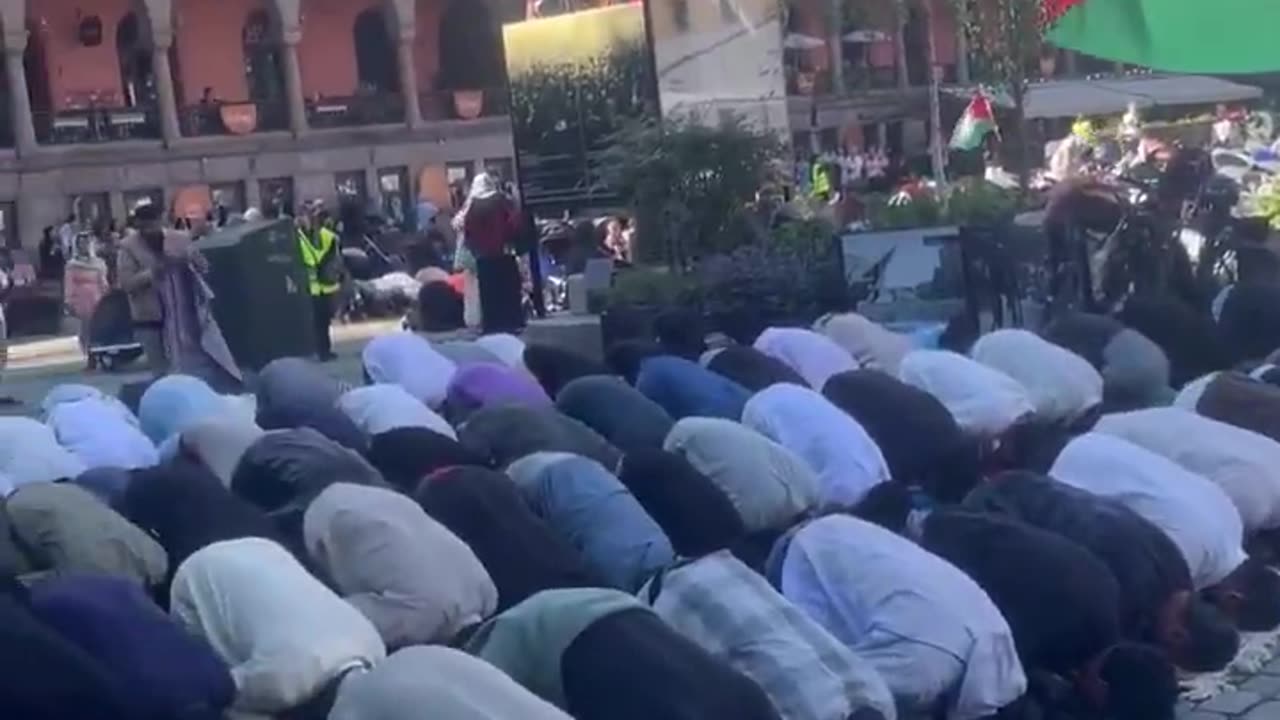 This is London not PAKISTAN