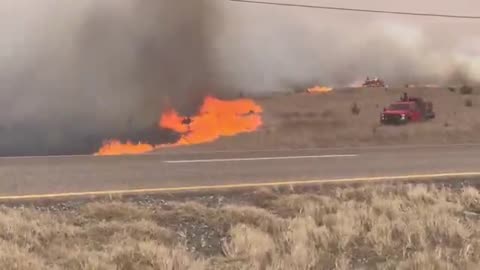 Video from Highway 51 near Stillwater, Oklahoma amid high fire danger across