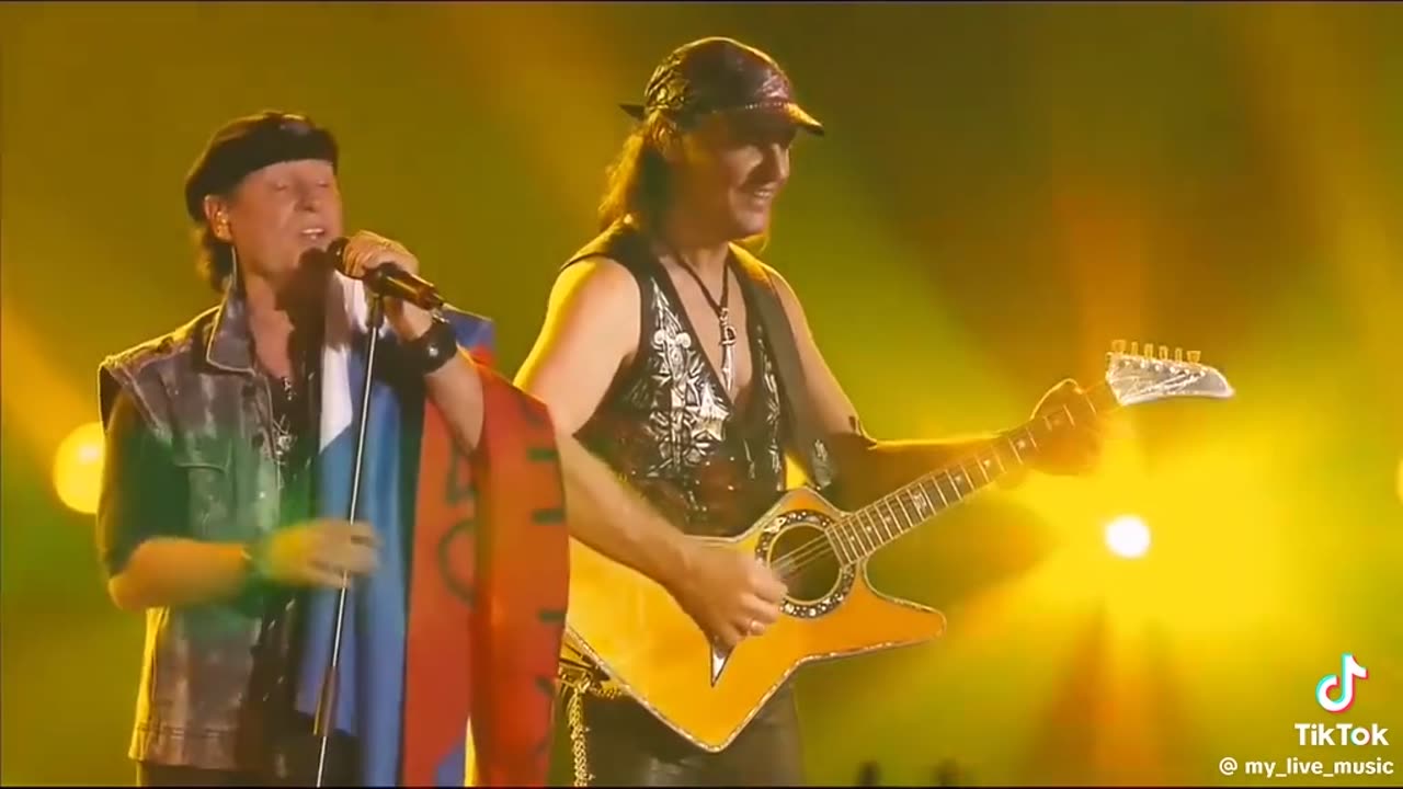 Holiday ~ Scorpions ( Live )