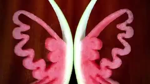 Turning watermelon to art