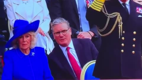 Bet Starmer is saying 'Does your husband take it up the tradesmans entrance like me?'😁