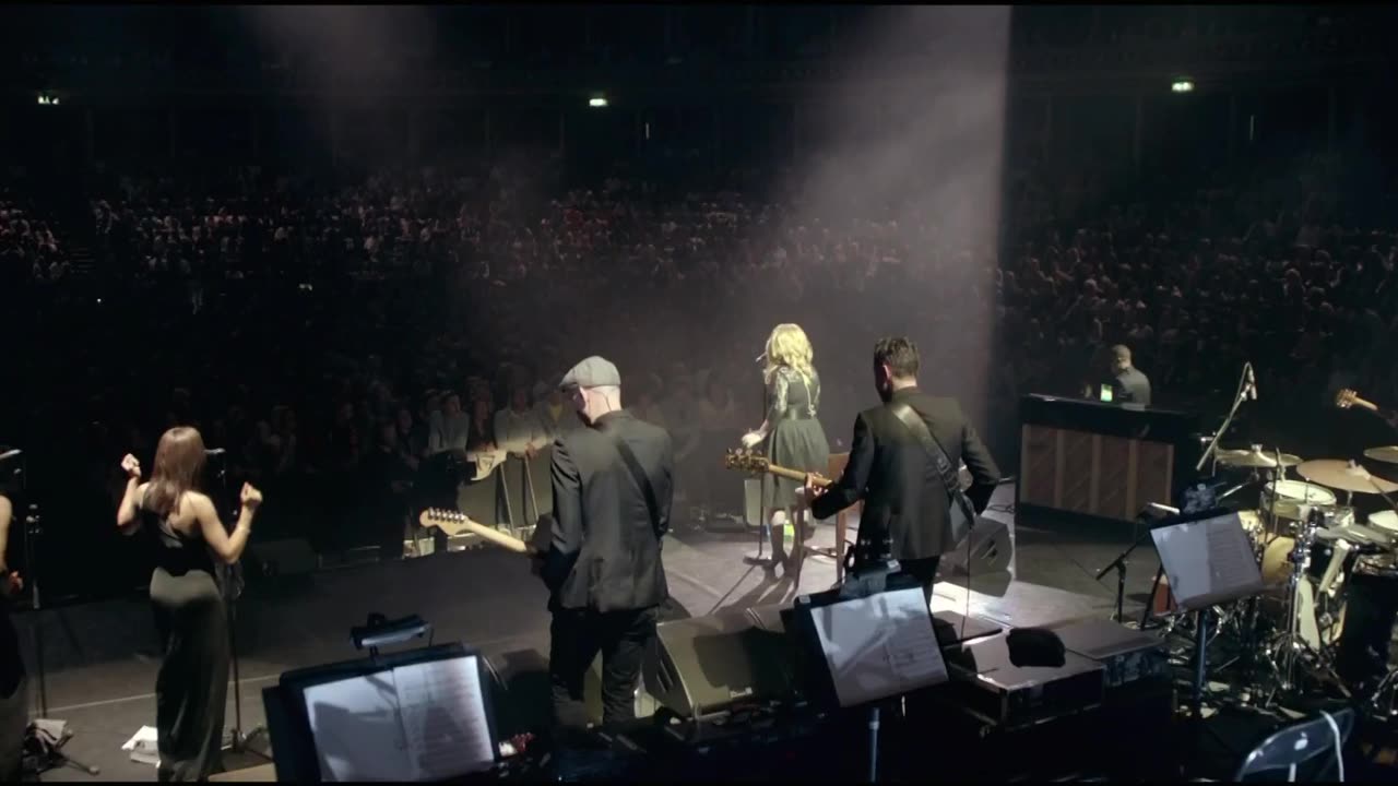 Right as Rain - Adele (live)