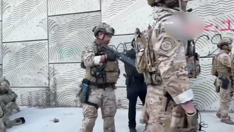 “Peaceful protester” learns the hard way about FAFO after assaulting an officer with a rock.