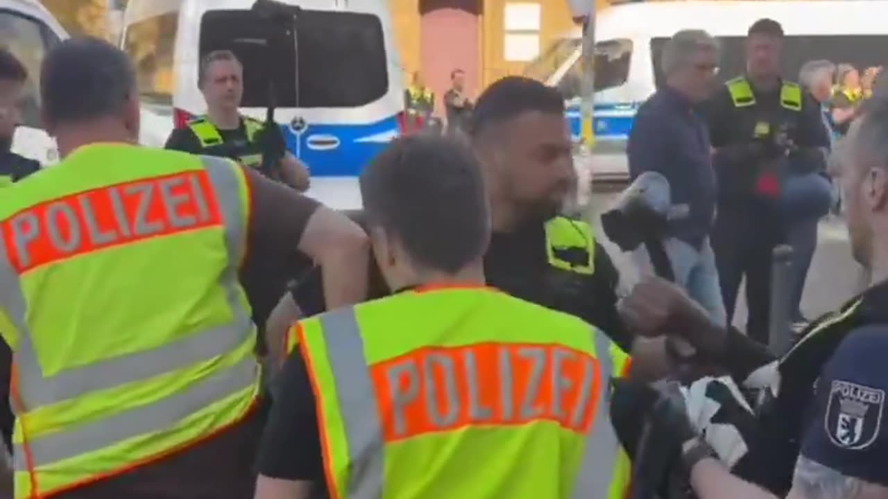 The German police in Berlin has had enough.
