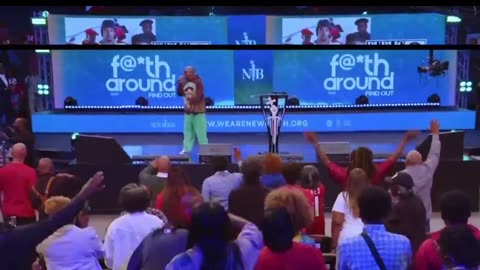 🚨 WTF?! Black Pastor Says GOD Will “ELIMINATE White People” from U.S. Government 😳