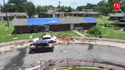 Tornado touches down in Van Buren, Arkansas damaging homes and property