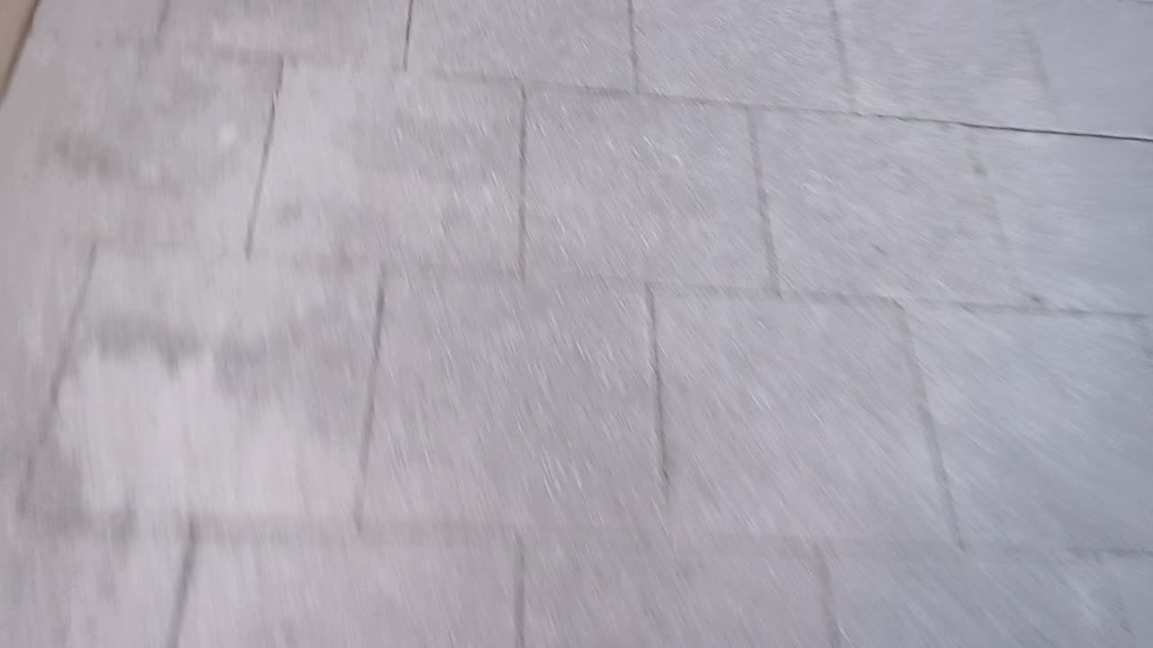 Walkie talkie: Tik Tok Shop