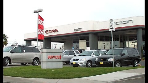 THE AUTO INDUSTRY IS IN COMPLETE FREE FALL! MAJOR EMPLOYMENT IMPLICATIONS!