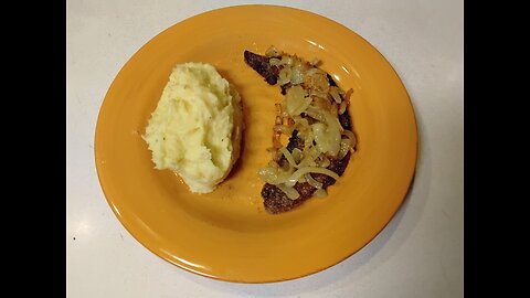 Liver & Onions with Garlic Mashed Potatoes