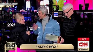 Amy Sedaris on Where to Meet Men: ‘In a Ladies’ Room’