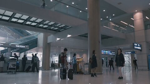 why airports are designed to confuse us!
