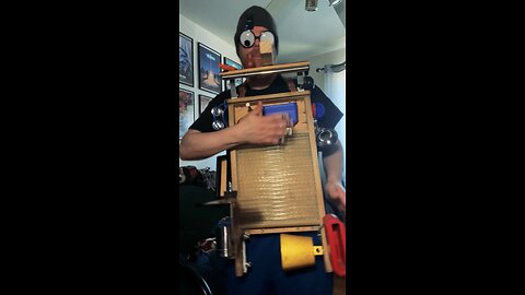 Googley eyed rhythm generator