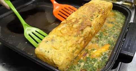 amazing giant eggs roll