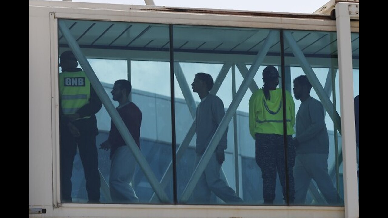 Supreme Court Blocks Trump’s Plan to Fast-Track Deportations Venezuelan Illegal Immigrants in Texas