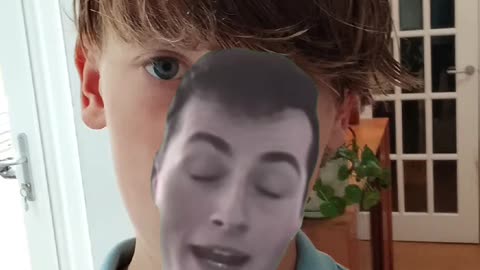Funny edit (watch if you are sad or annoyed)