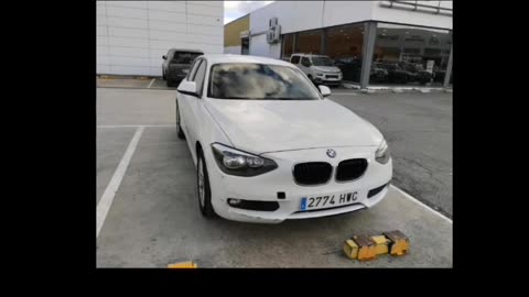 Roban dos coches en Cáceres (Extremadura, Spain)