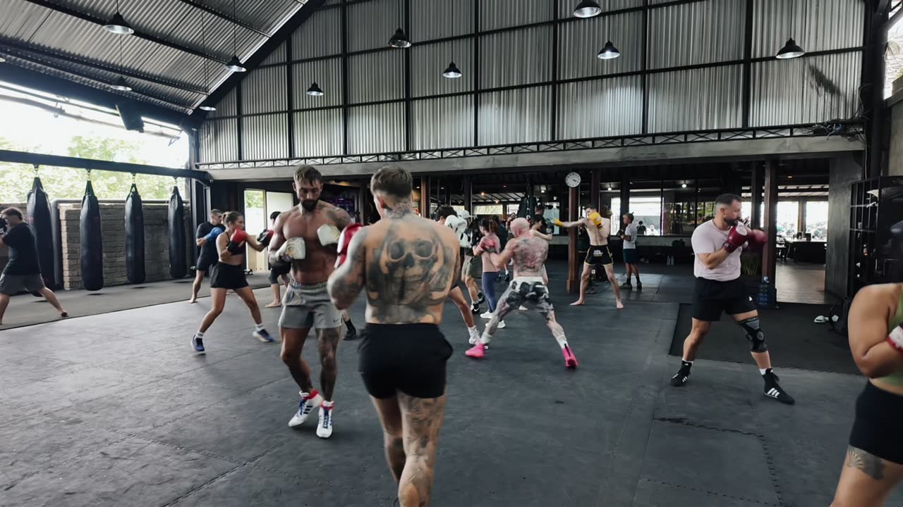 RAW Boxing Session in Balis best Gym !