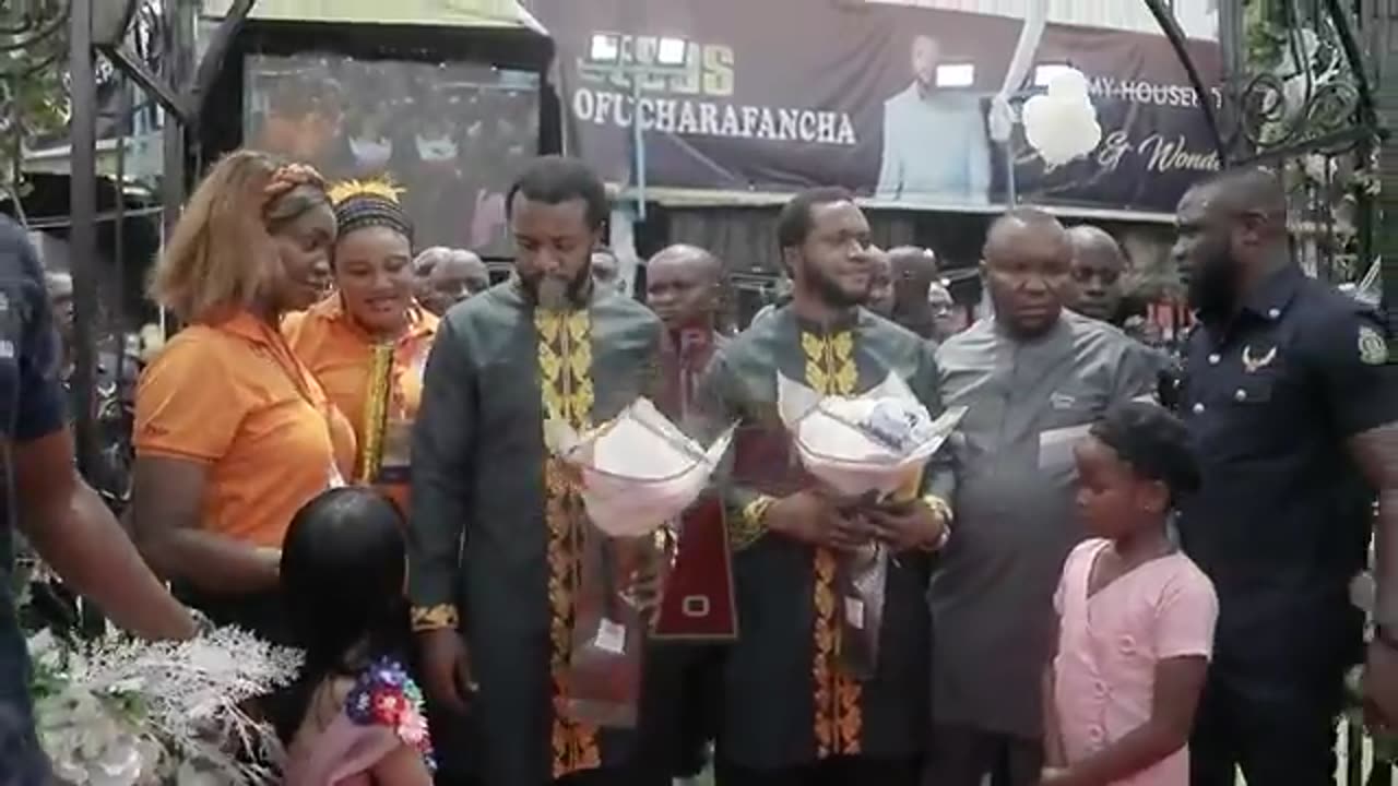 GRAND ENTRY OF THE ICONIC TWINS, EVANG. EBUKA & ENGR. C.C. OBI Watch and be blessed 1 year ago