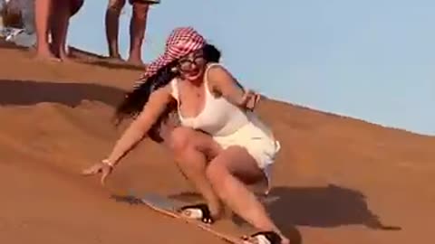 Viral: Viral video of the YouTube channel #saharadesert #love #music #desertadve