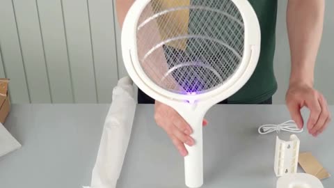 Rotating Head Rechargeable Electric Fly Swatter Electric Fly Swatter Racket