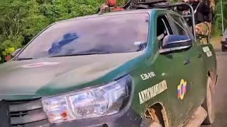 Venezuelan Special Forces Are Umm..... Training? I Guess??