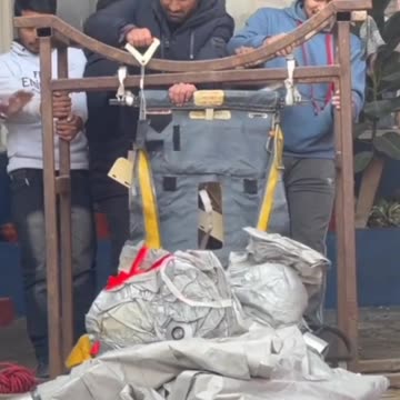 Happy Guys Emirates #A380 Escape Slide #Aviation #AeroArduino