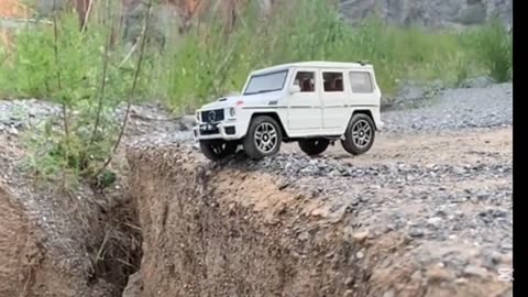 Remote control powerful jeep