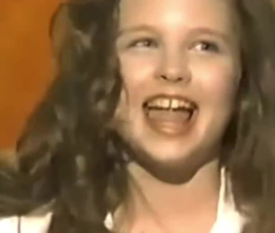 THE QUESTION HE ASKED HER AT THE END MADE MY SKIN CRAWL