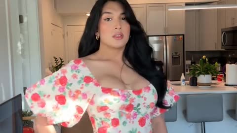 So pretty tgirl arriving your front