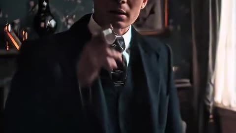 Tommy Shelby reads books 📚!