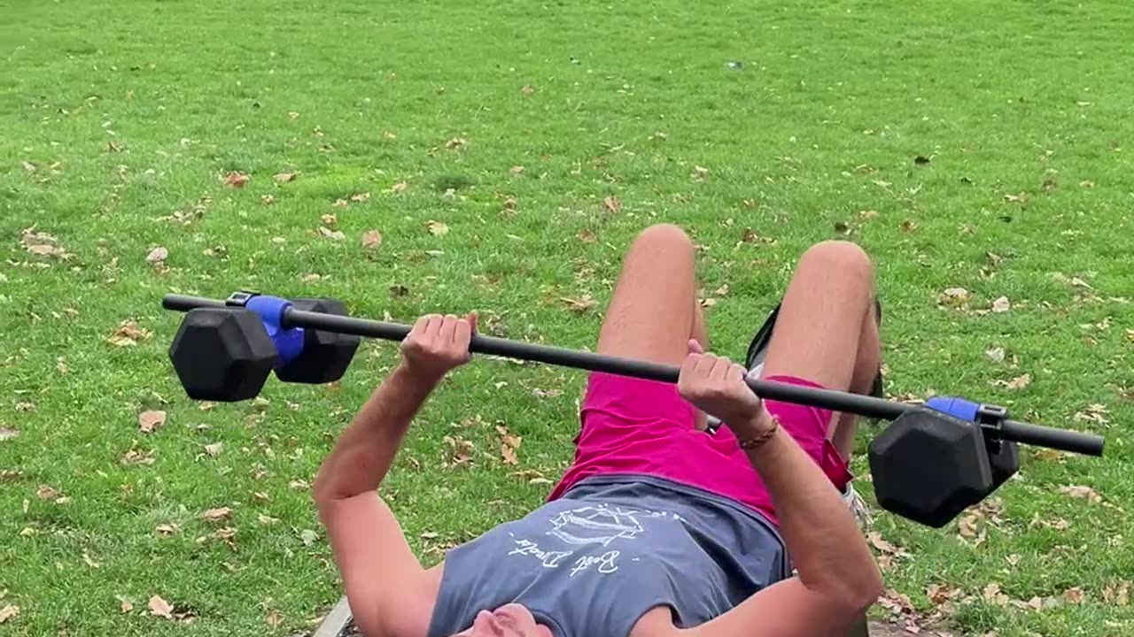 💪Stranger Tries Dualbell Dumbbell Converters at A London Park Outdoor Gym. They FIT Right In