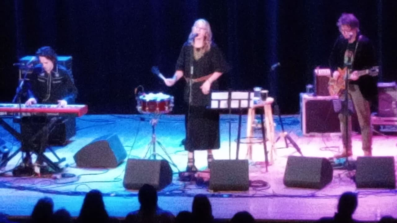 JOAN OSBORNE LIVE @ THE SHEA THEATER 4/12/25 PART 2