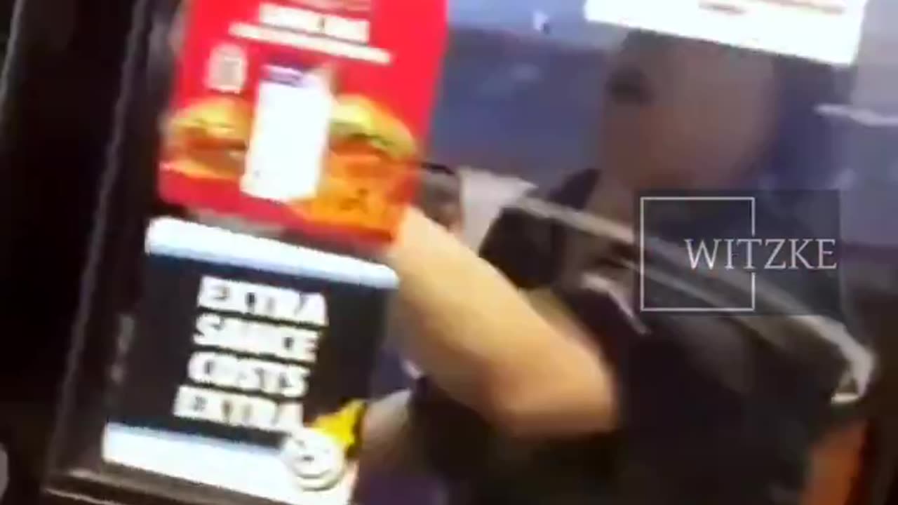 Laqueeshuh Harasses MackDonowd's Drive-Thru Worker
