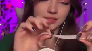 Breaking: Emoji challenge #asmr #asmrsounds #asmrrelax #asmrtingles #asmrsleep #