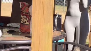 The gossip girls is spiting and breaking phones, Liyah calls the cops as usual