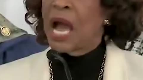 Maxine Waters: Trump Expects Violence and Is Working Toward a Civil War