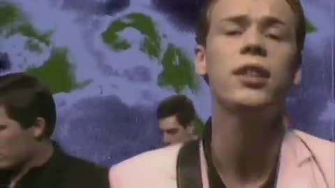 UB40 - The Earth Dies Screaming