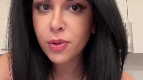 گلسا قمری - Pro-Tip from an Iranian_ Part 30 (Muslims attacking Christmas Markets edition)