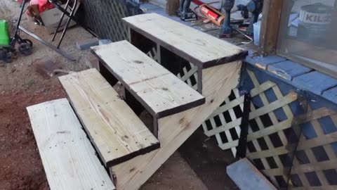 Screen Porch Locks, OH YEAH... The Steps Are IN!!! Part 21