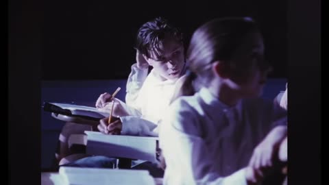 Pearl Jam - Jeremy (Official Music Video)