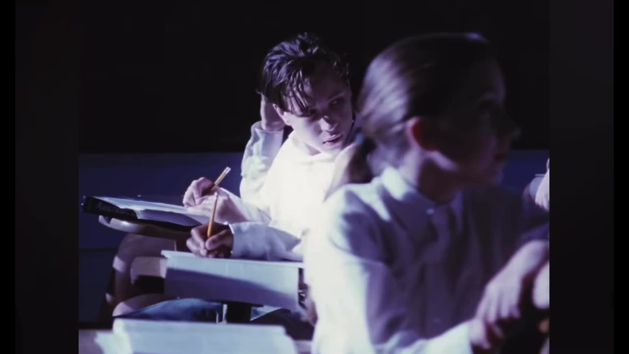 Pearl Jam - Jeremy (Official Music Video)