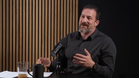 A Complete Guide to Improving Your Running Form | Stuart McMillan & Dr. Andrew Huberman