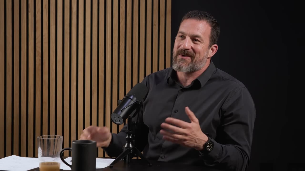 A Complete Guide to Improving Your Running Form | Stuart McMillan & Dr. Andrew Huberman