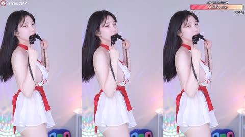 The girls are extremely dancers. koran girl, dancer sexy, girl sexy