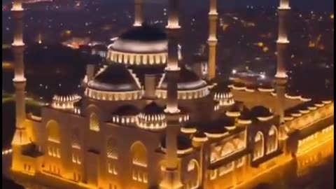 OLD WORLD BUILDINGS AROUND THE PLANET